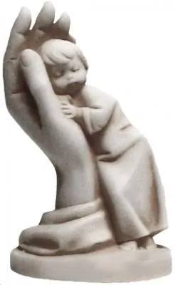 Figurine rêve garçon dans la main blanc