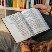 Bible Segond 21, gros caractères - couverture souple noire en fibrocuir