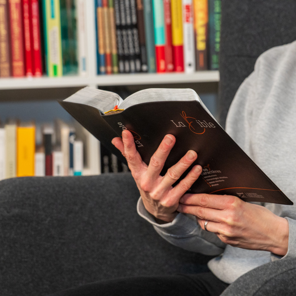 Bible Segond 21, gros caractères - couverture souple noire en fibrocuir