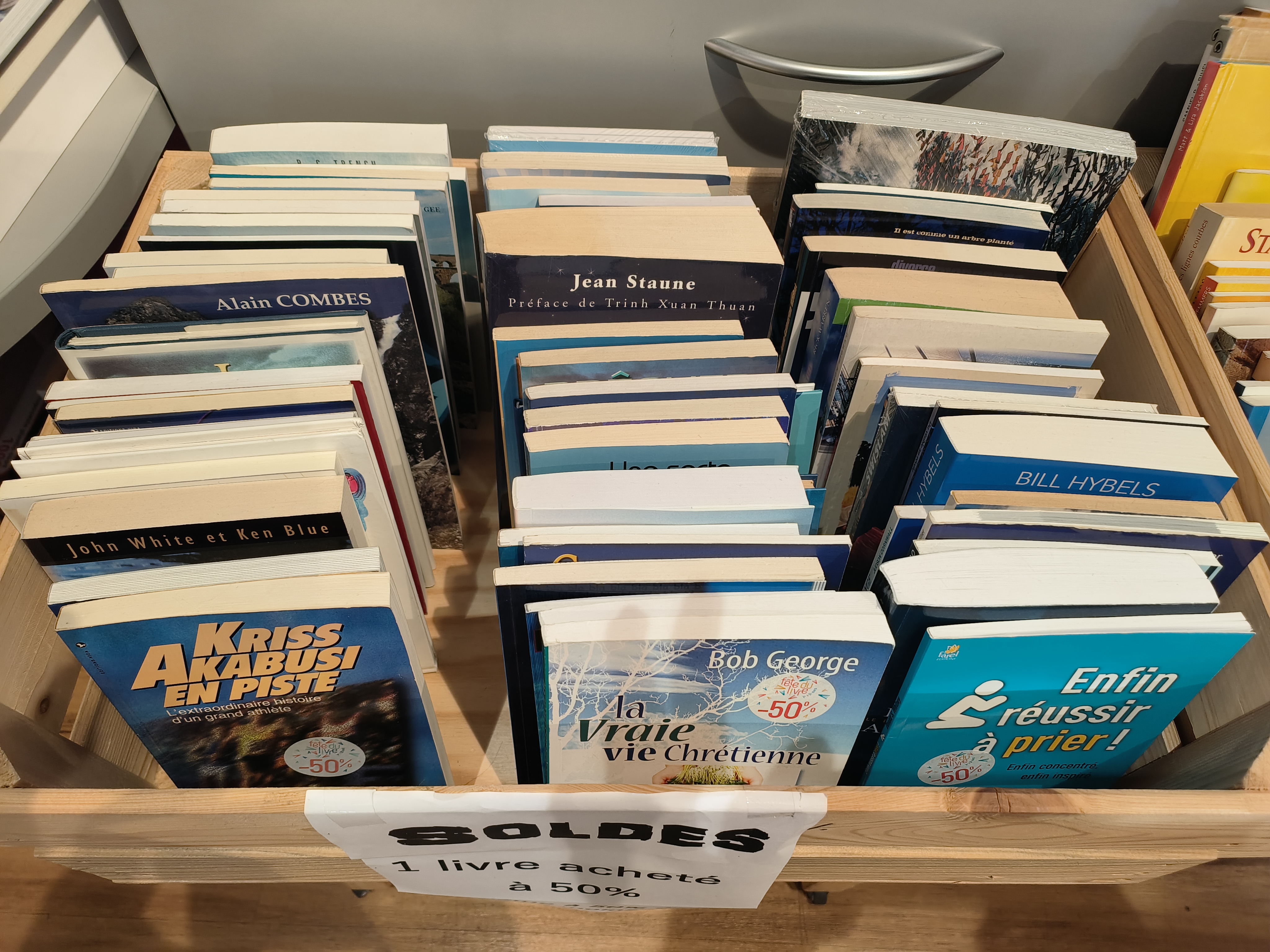  Divers soldes 
 Jusqu'à épuisement de stock 
  